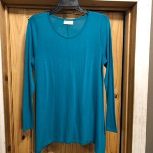 Asymmetrical blue 3/4 length sleeve tunic